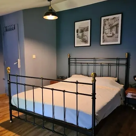Longere 5 * Belves